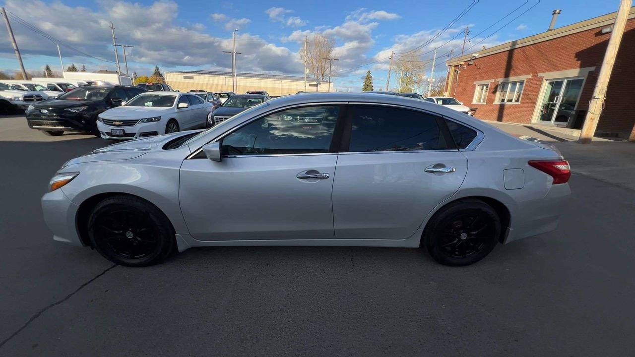2017 Nissan Altima SV | LOW KMS! | HTD SEATS | REMOTE START | A/C Photo