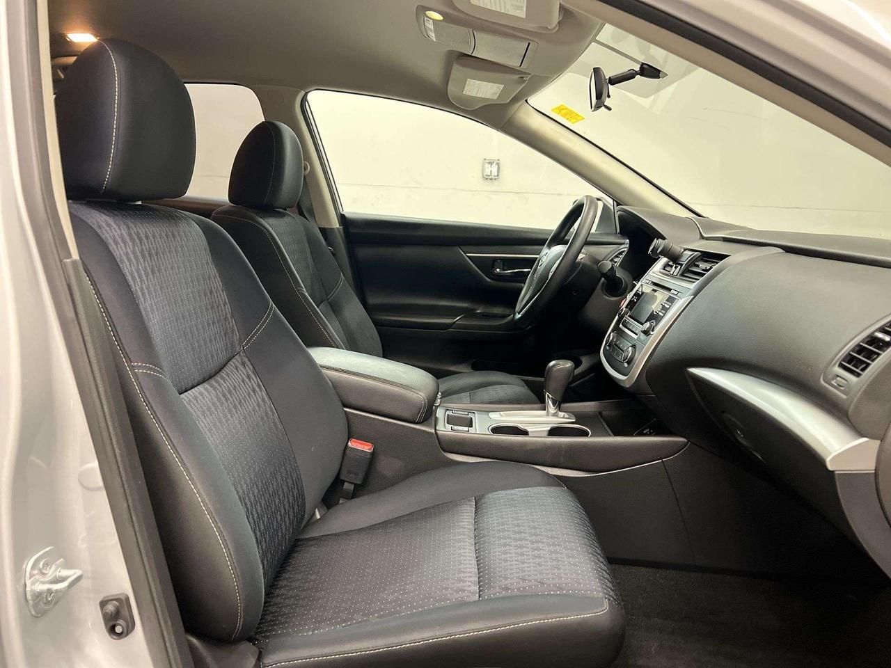 2017 Nissan Altima SV | LOW KMS! | HTD SEATS | REMOTE START | A/C Photo
