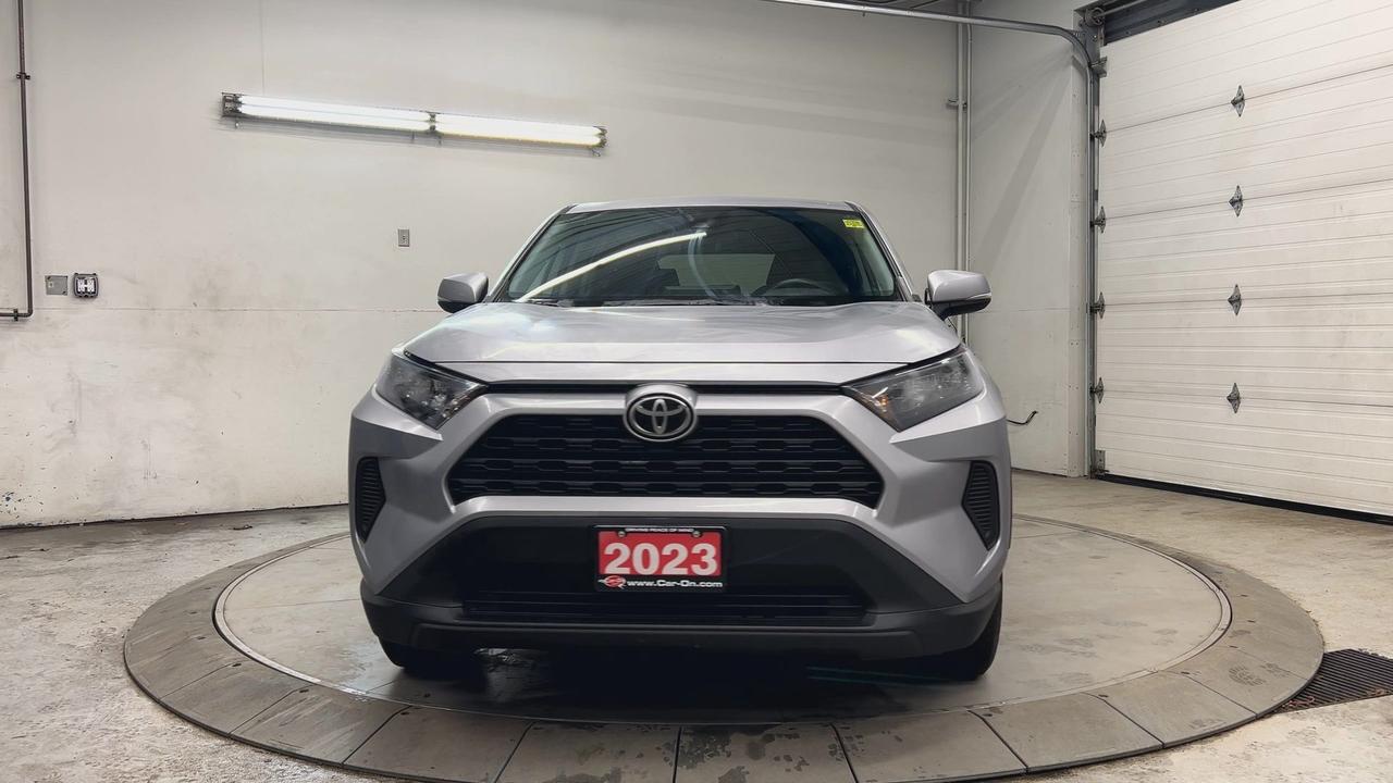 2023 Toyota RAV4 AWD | HEATED SEATS | CARPLAY | ADAPT. CRUISE | A/C Photo