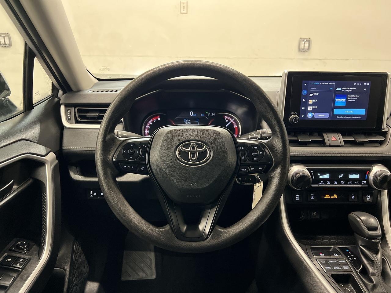 2023 Toyota RAV4 AWD | HEATED SEATS | CARPLAY | ADAPT. CRUISE | A/C Photo