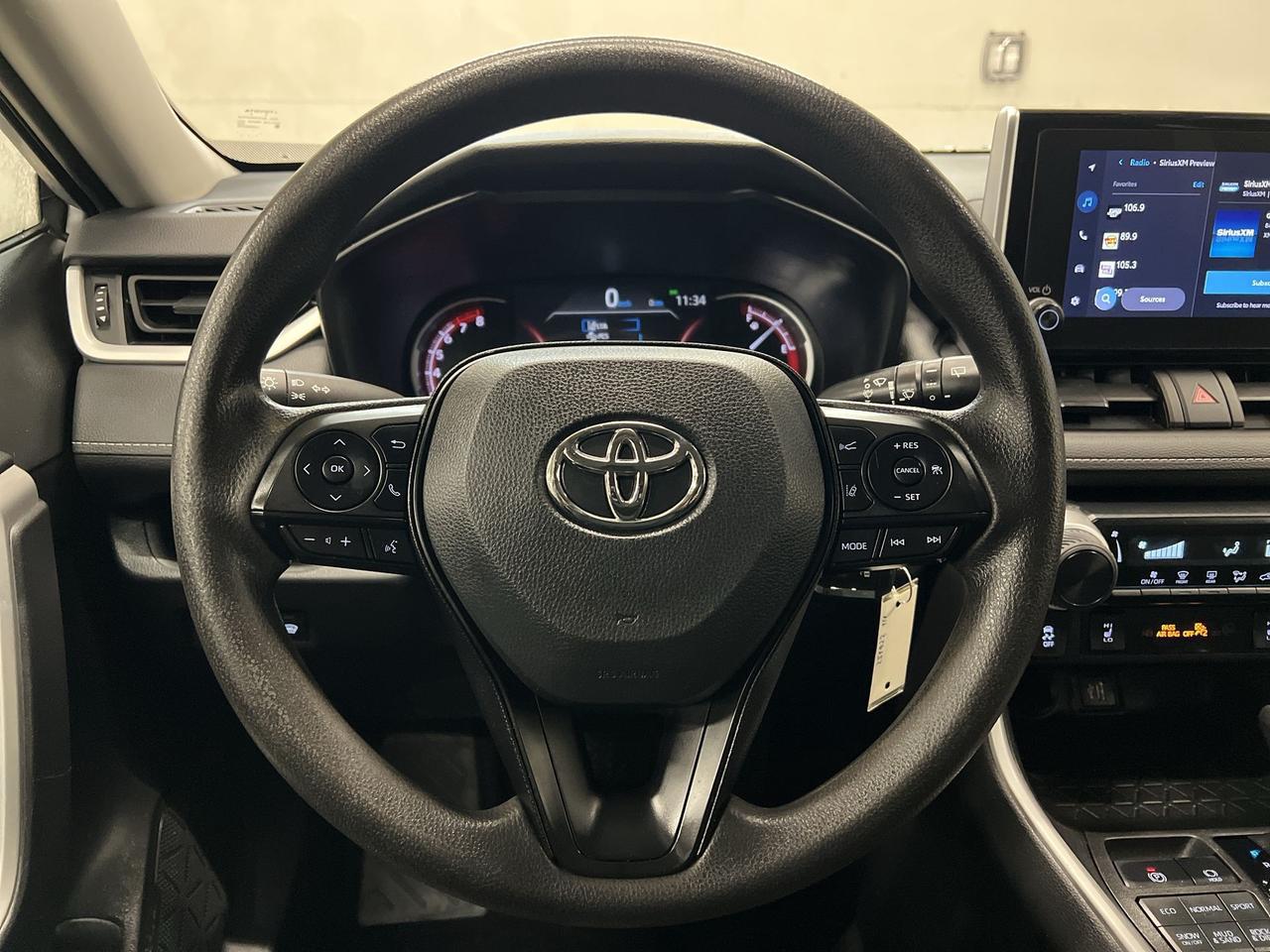 2023 Toyota RAV4 AWD | HEATED SEATS | CARPLAY | ADAPT. CRUISE | A/C Photo