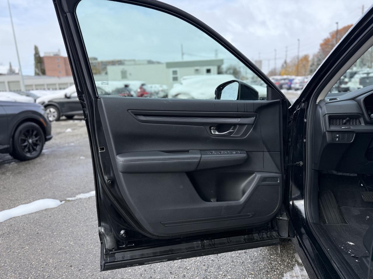 2023 Honda CR-V LX AWD | BLUETOOTH |  BLIND SPOT |  REMOTE START Photo