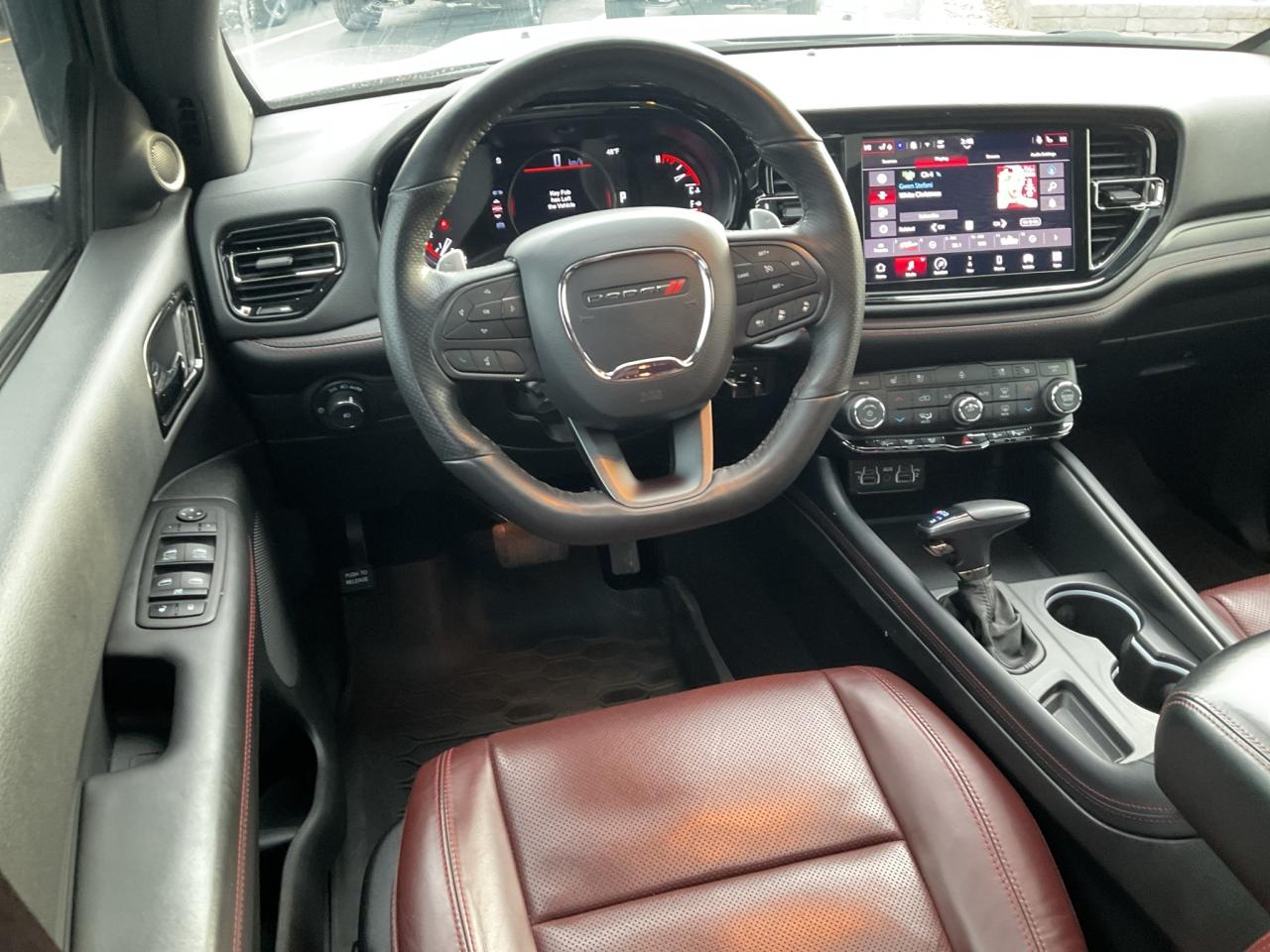 2023 Dodge Durango BLACKTOP / ADVANCED SAFETY SYSTEMS / NAV / LEATHER Photo