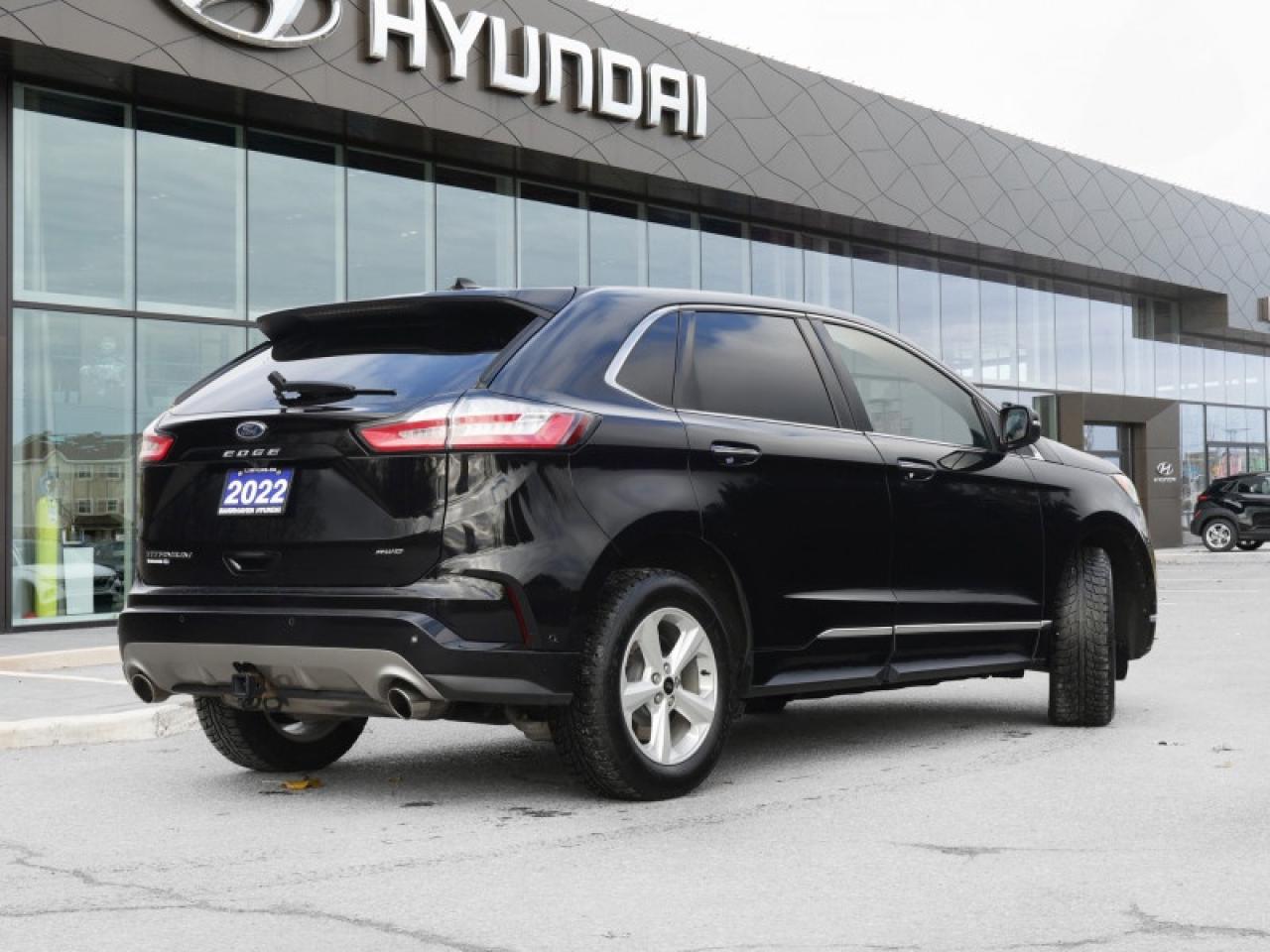 2022 Ford Edge Titanium  - $149 B/W Photo