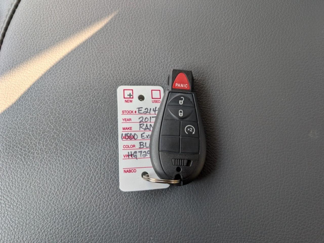 2017 RAM 1500 SXT  **VERY LOW KMS - SXT APP. GROUP** Photo