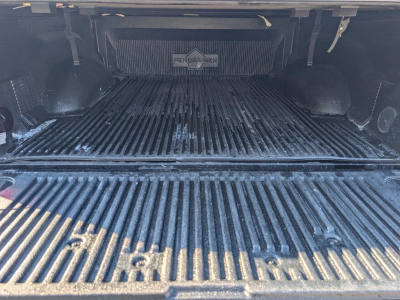 2017 RAM 1500 SXT  **VERY LOW KMS - SXT APP. GROUP** Photo