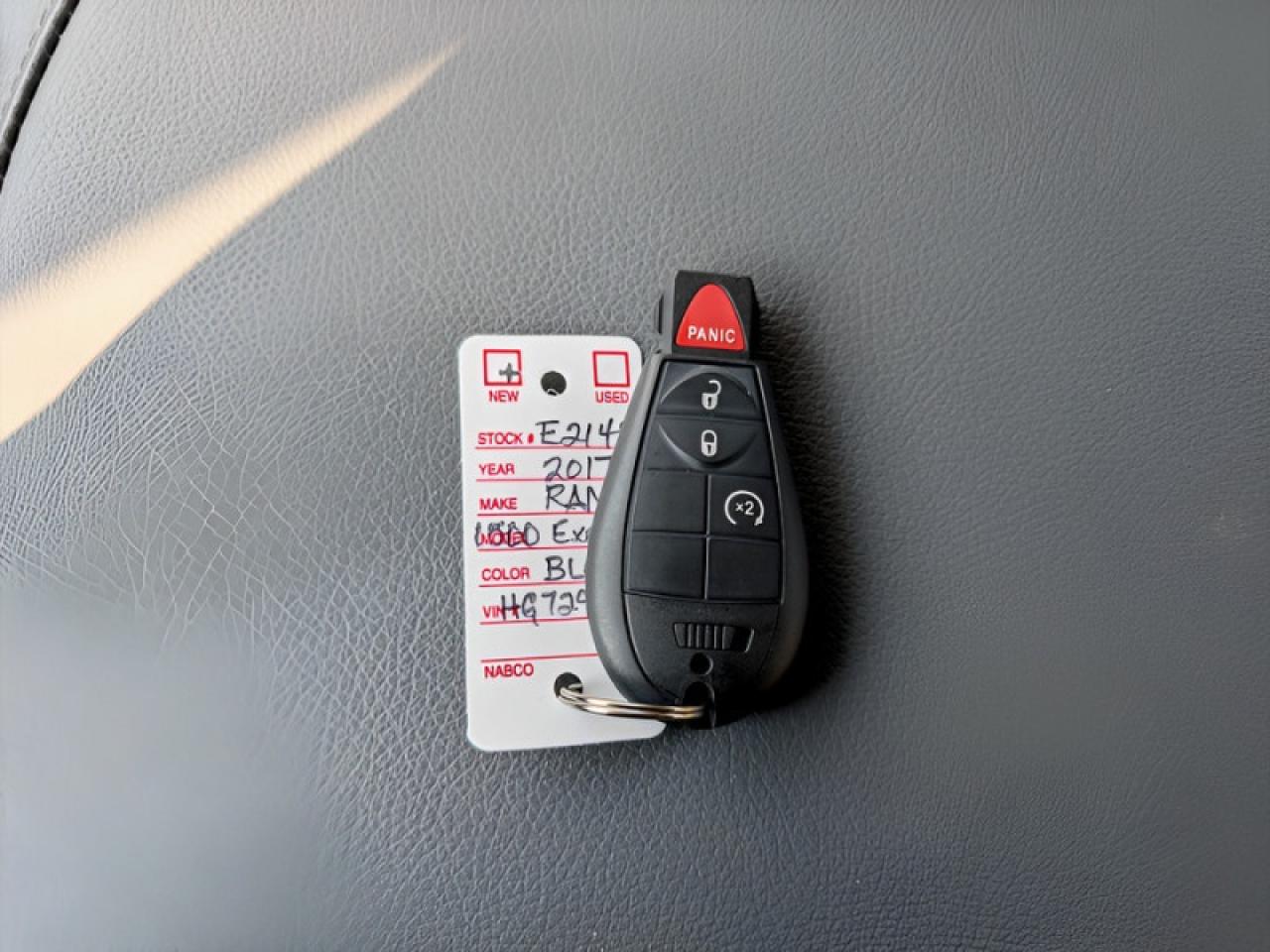 2017 RAM 1500 SXT  **VERY LOW KMS - SXT APP. GROUP** Photo