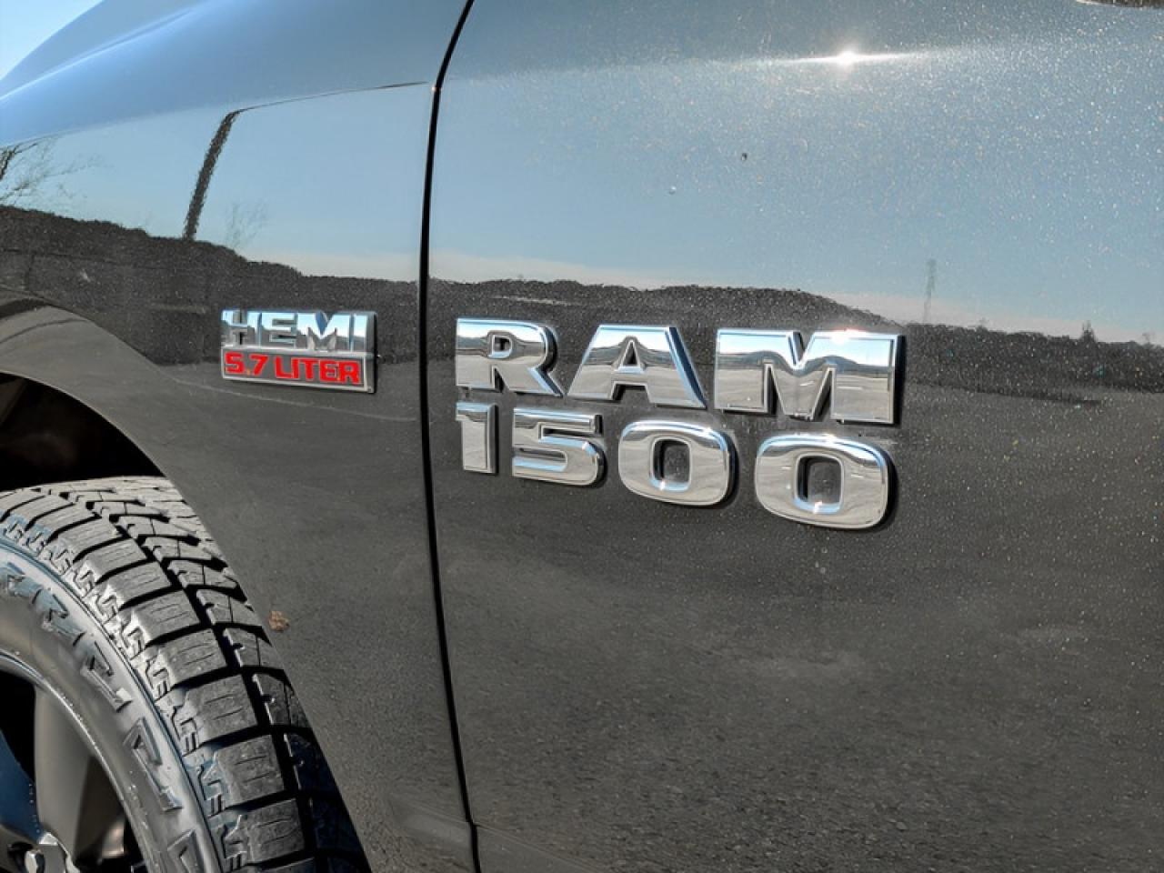 2017 RAM 1500 SXT  **VERY LOW KMS - SXT APP. GROUP** Photo