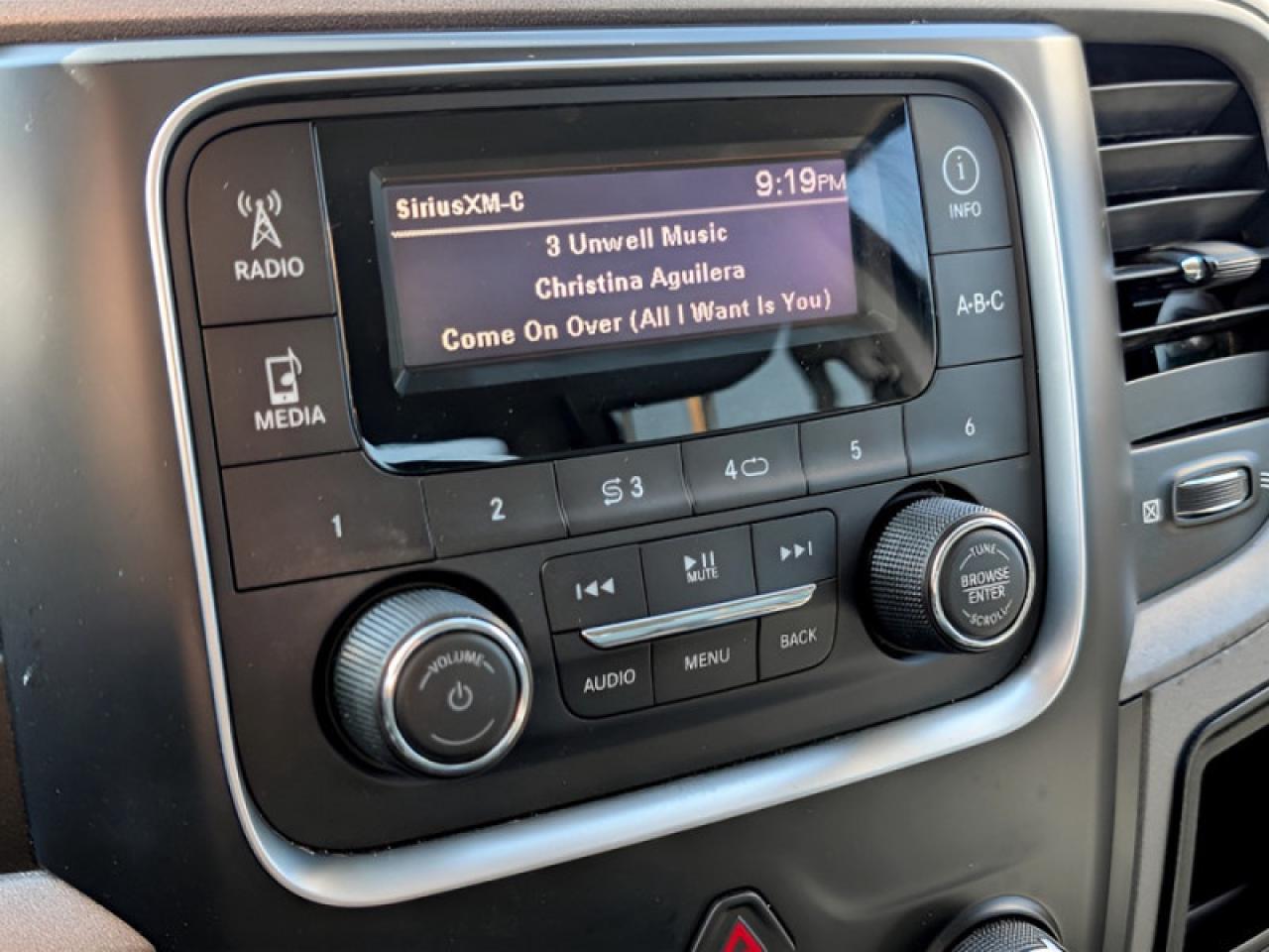 2017 RAM 1500 SXT  **VERY LOW KMS - SXT APP. GROUP** Photo