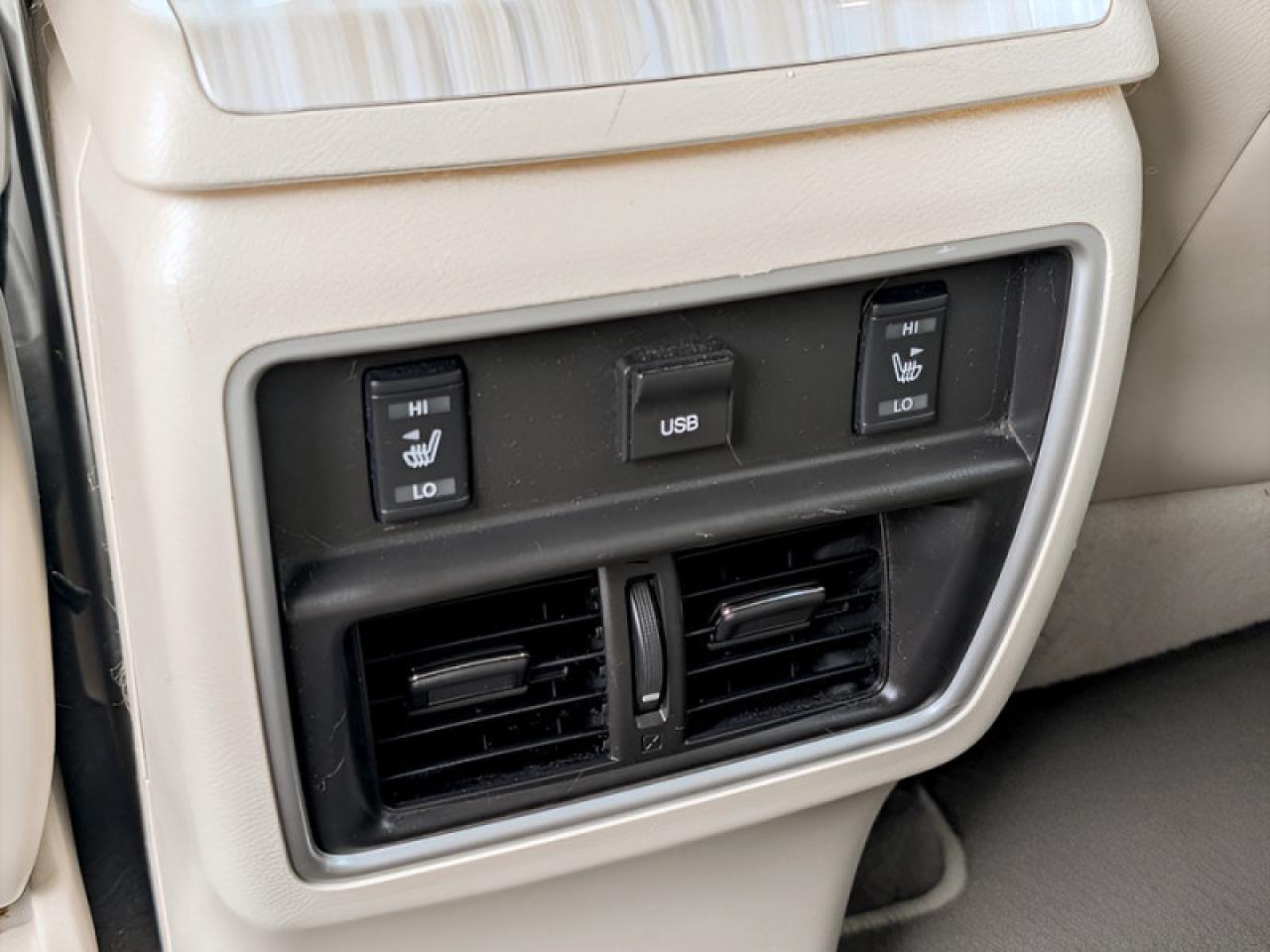 2018 Nissan Murano AWD Platinum  **LOW KMS - PANO ROOF** Photo