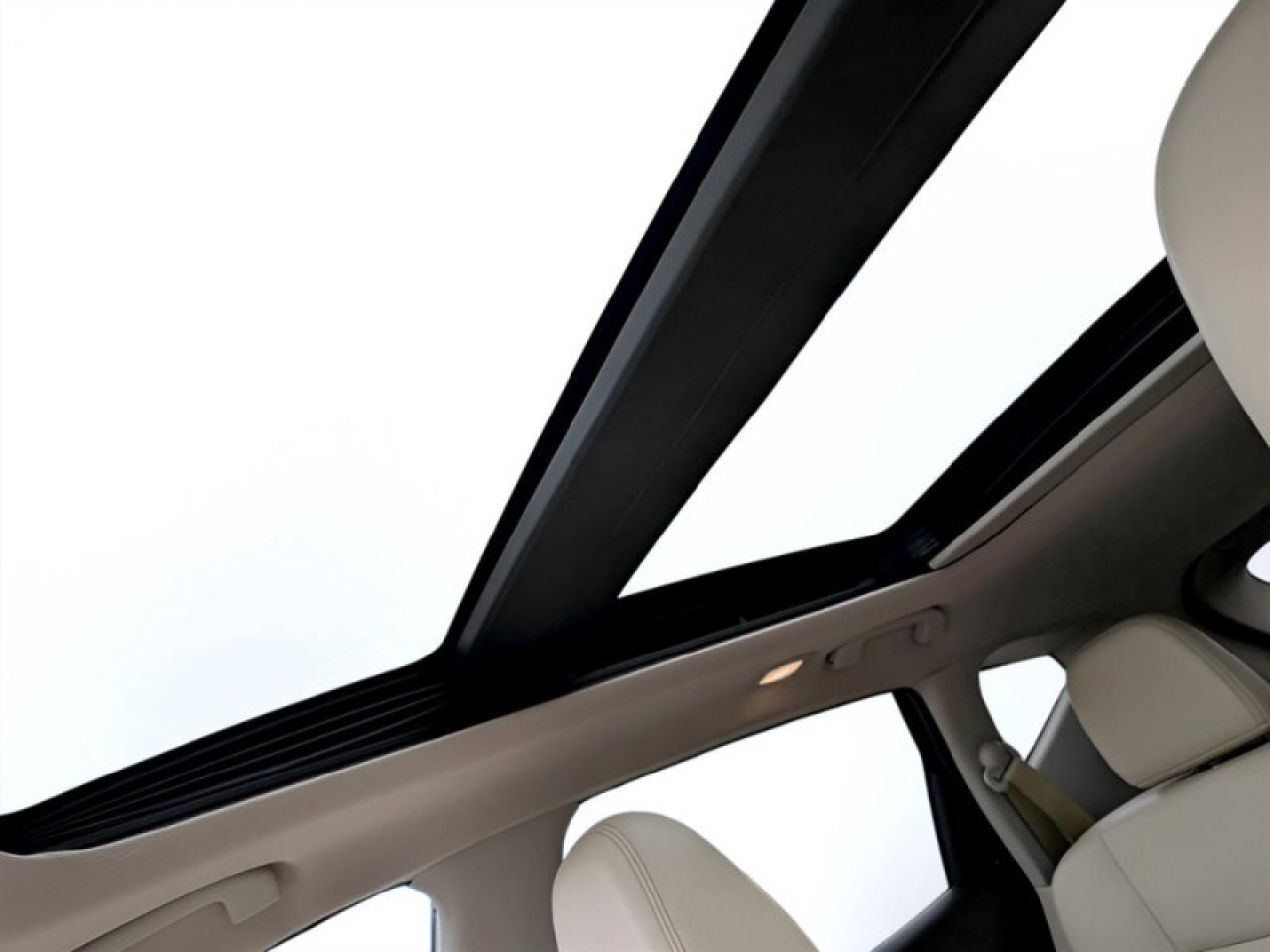 2018 Nissan Murano AWD Platinum  **LOW KMS - PANO ROOF** Photo