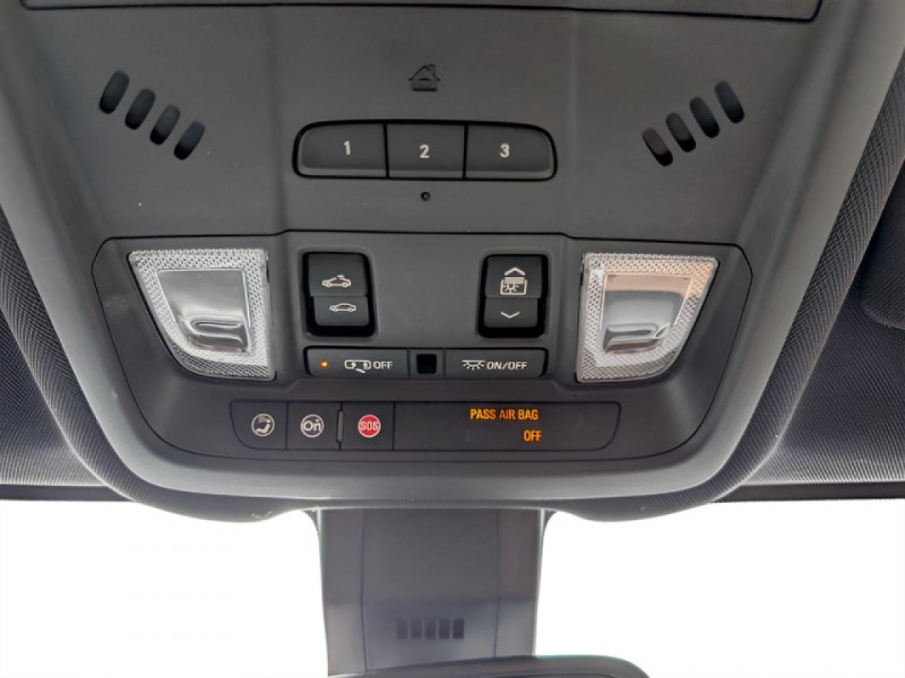 2019 Chevrolet Equinox Premier 2LZ  **PANO SUNROOF** Photo