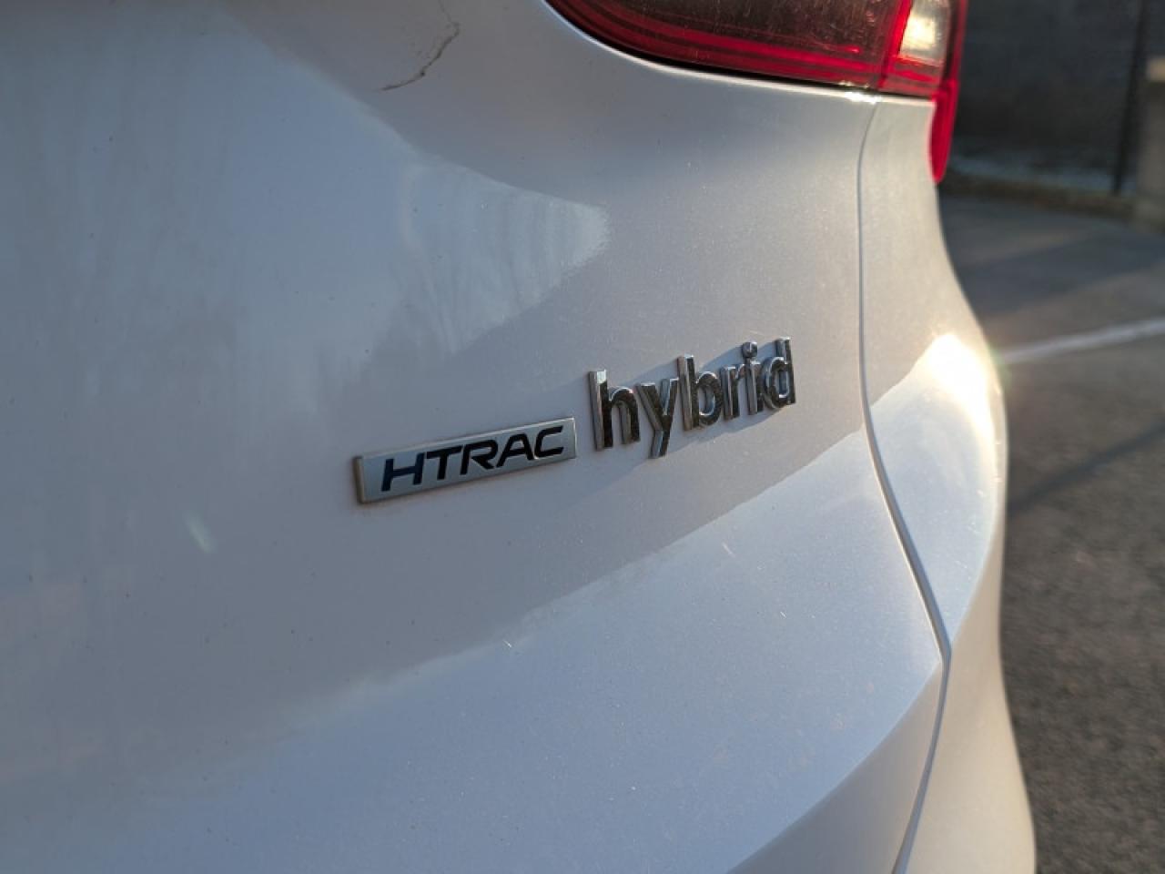 2021 Hyundai Santa Fe Hybrid Luxury AWD  **ONE OWNER** Photo