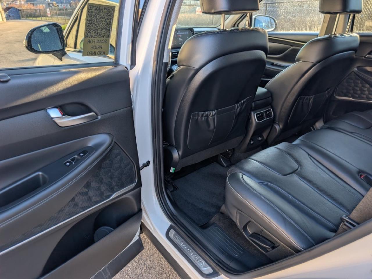 2021 Hyundai Santa Fe Hybrid Luxury AWD  **ONE OWNER** Photo