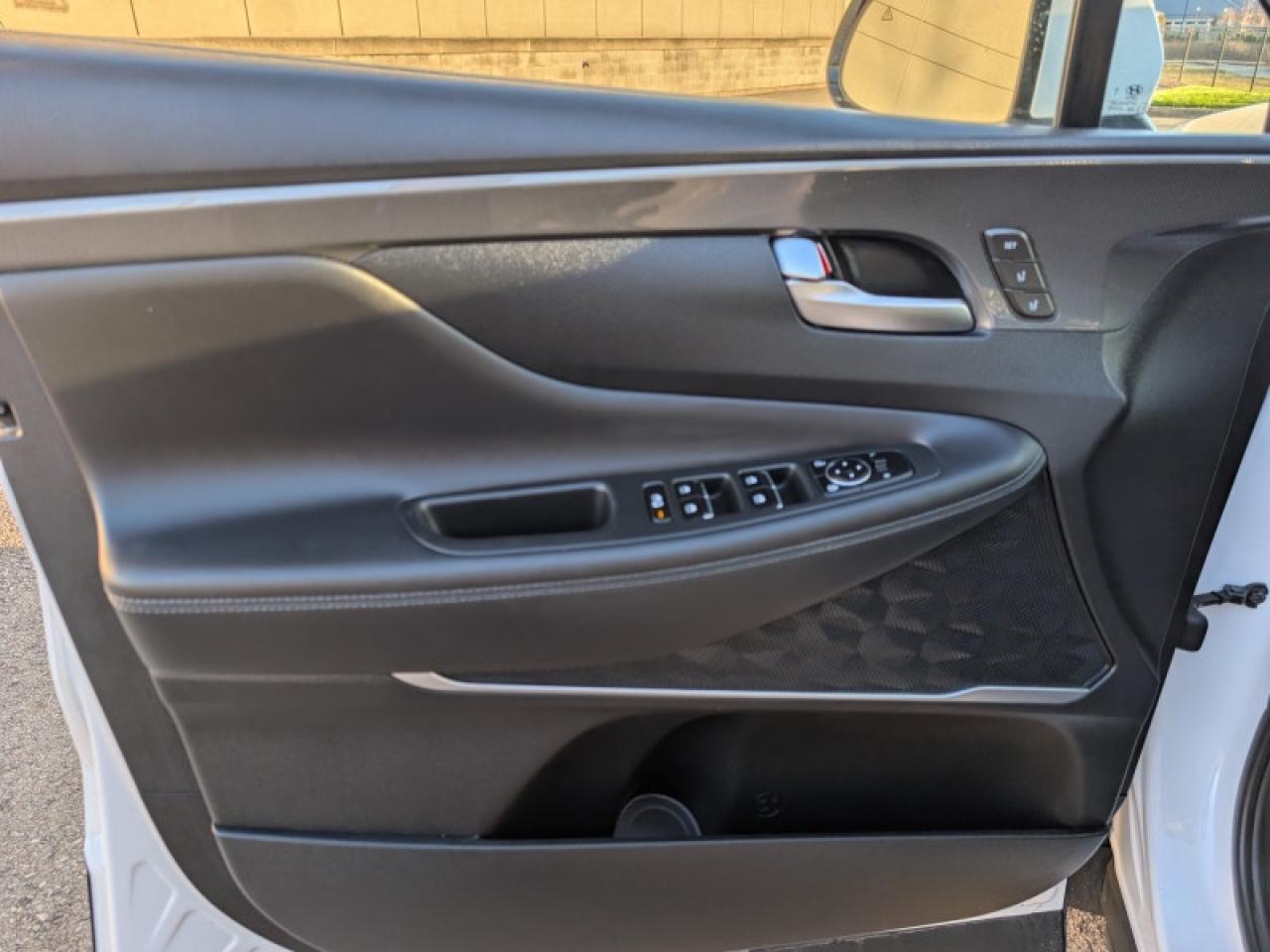 2021 Hyundai Santa Fe Hybrid Luxury AWD  **ONE OWNER** Photo