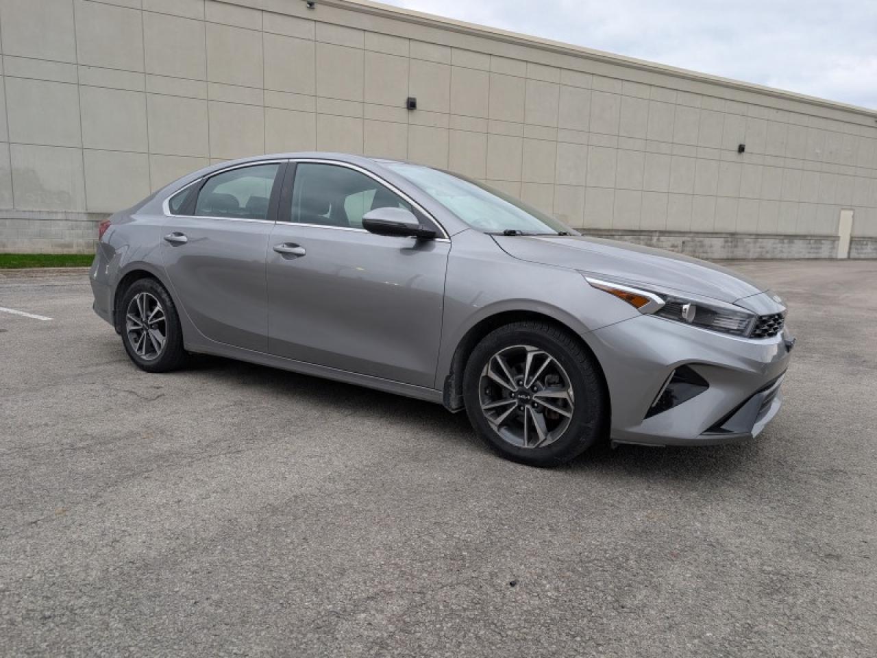 2023 Kia Forte EX  **APPLE CP -  HEATED SW** Photo