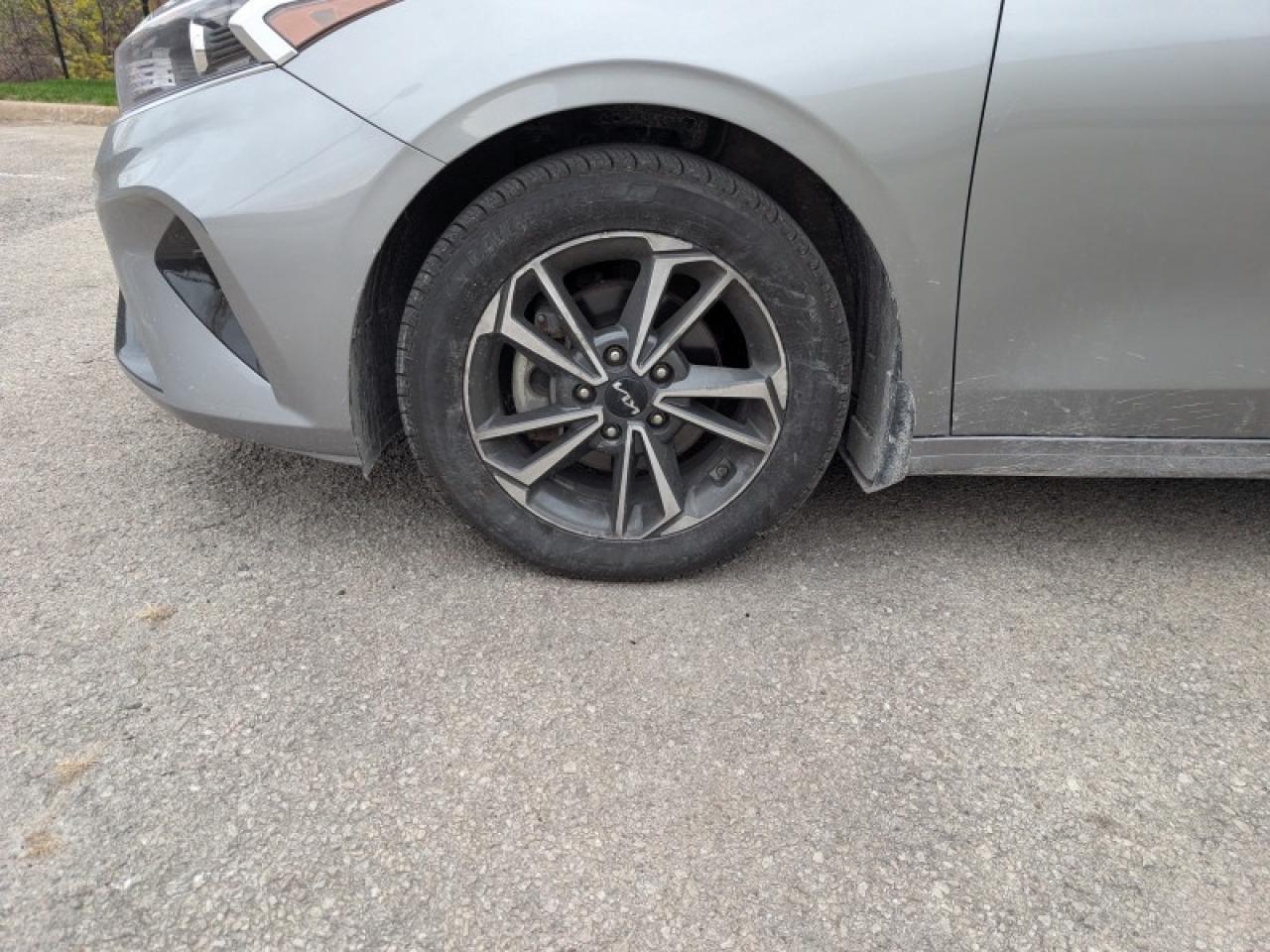 2023 Kia Forte EX  **APPLE CP -  HEATED SW** Photo