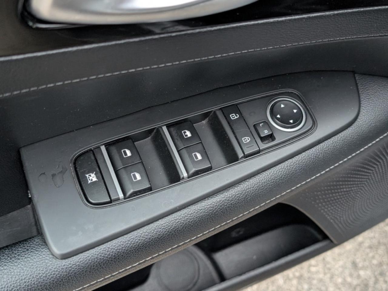 2023 Kia Forte EX  **APPLE CP -  HEATED SW** Photo