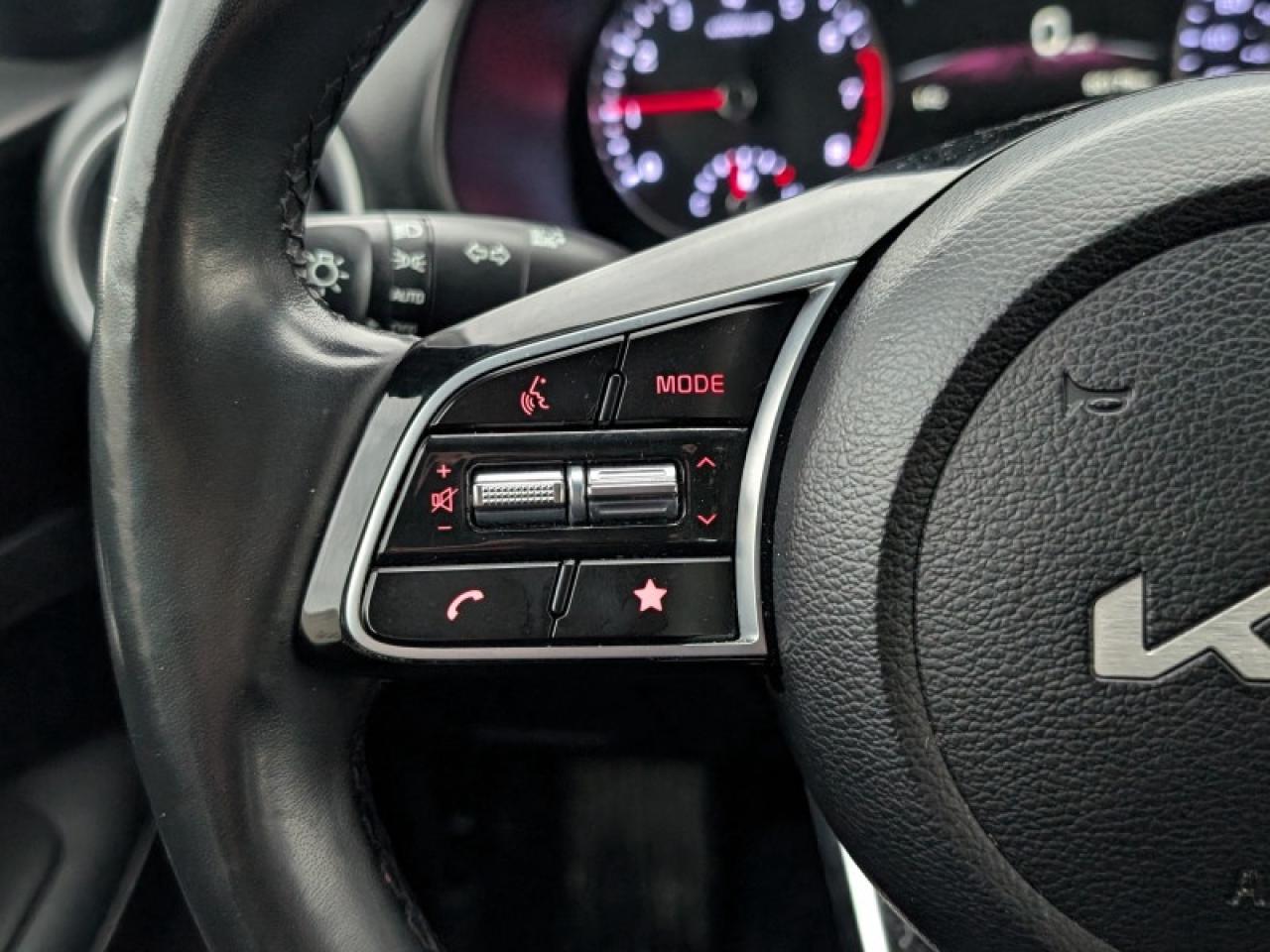 2023 Kia Forte EX  **APPLE CP -  HEATED SW** Photo