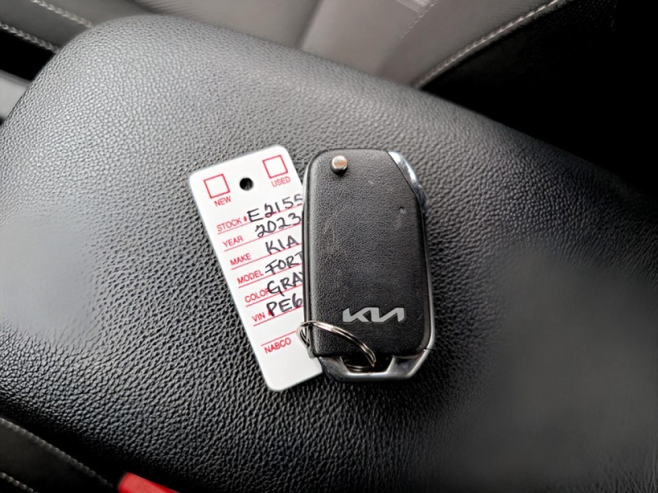 2023 Kia Forte EX  **APPLE CP -  HEATED SW** Photo