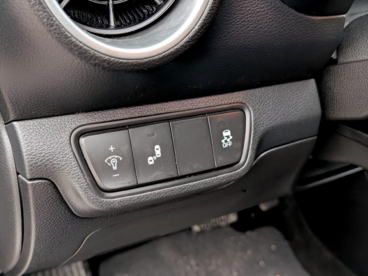 2023 Kia Forte EX  **APPLE CP -  HEATED SW** Photo