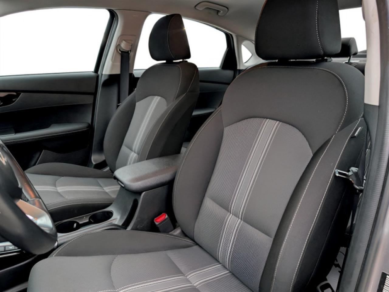 2023 Kia Forte EX  **APPLE CP -  HEATED SW** Photo