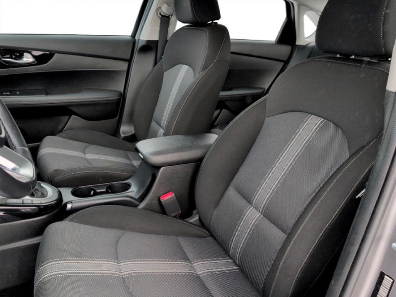 2023 Kia Forte EX  **APPLE CP -  HEATED SW** Photo