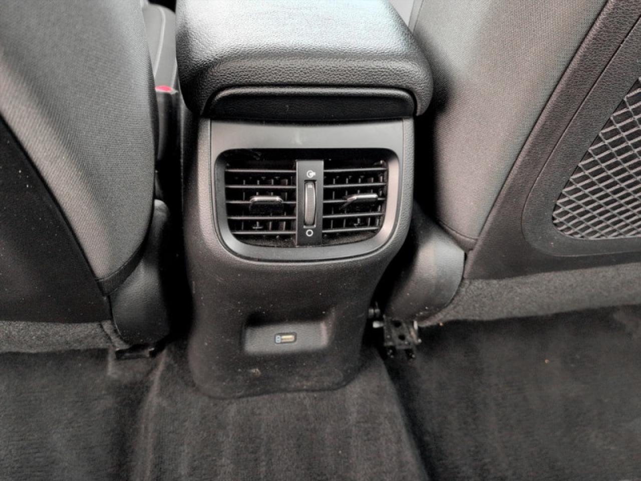 2023 Kia Forte EX  **APPLE CP -  HEATED SW** Photo