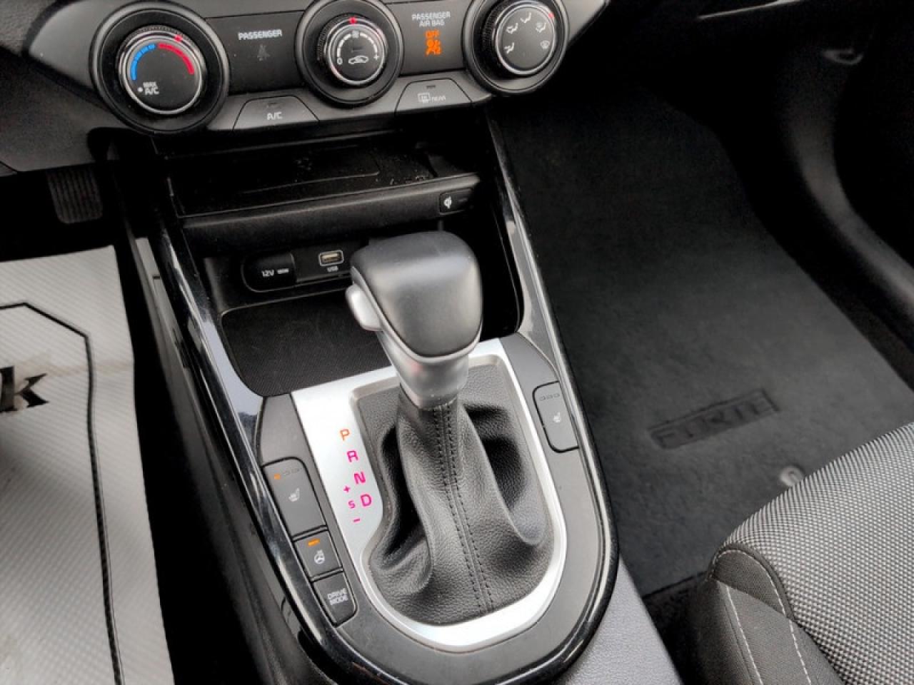 2023 Kia Forte EX  **APPLE CP -  HEATED SW** Photo