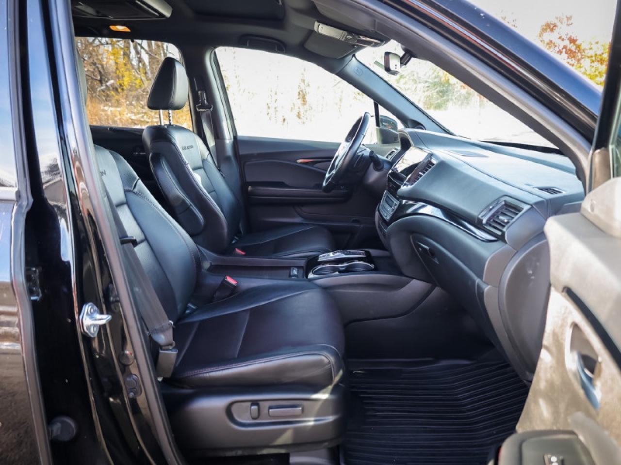 2022 Honda Pilot Black Edition  - $254 B/W Photo