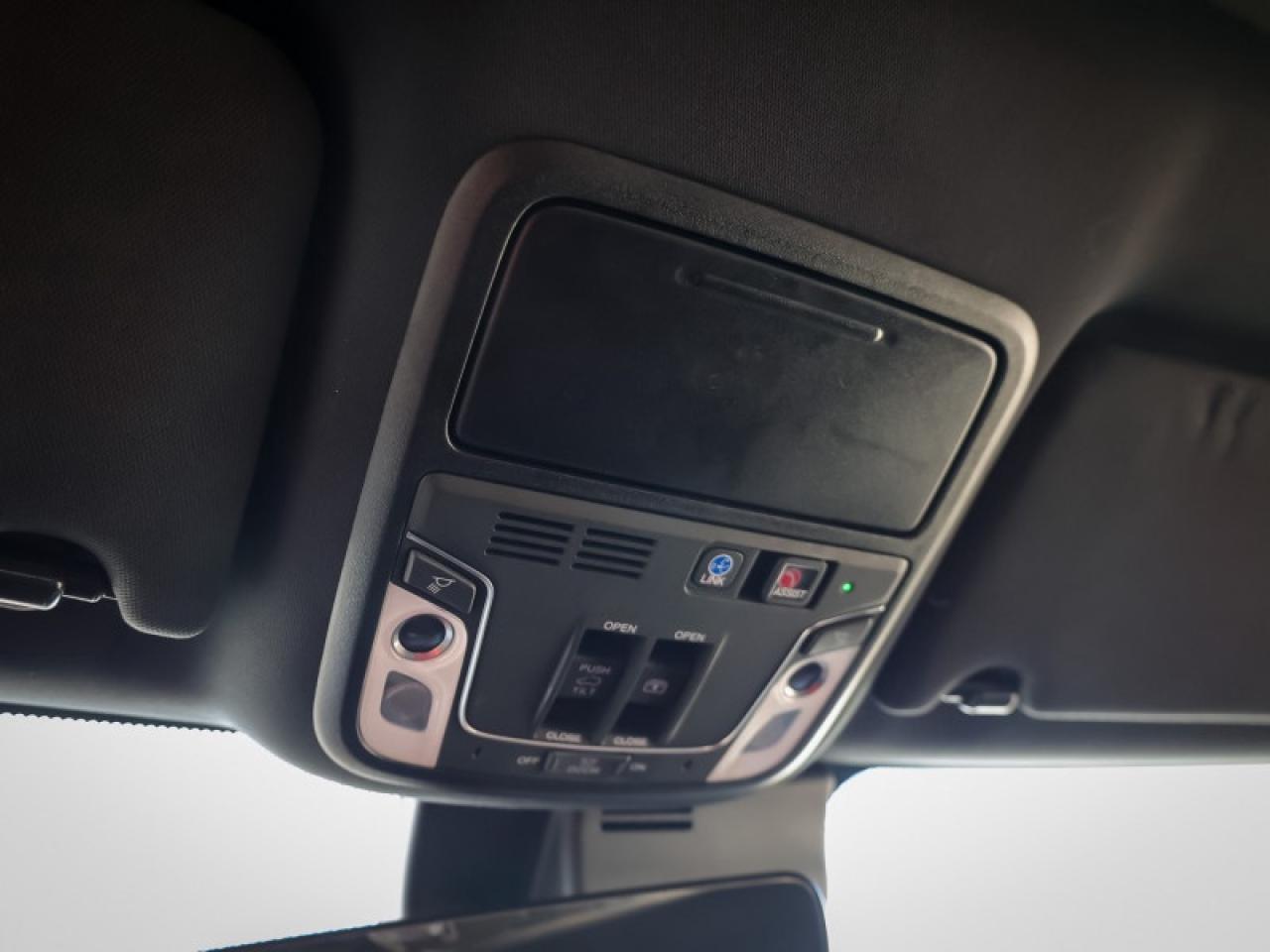 2022 Honda Pilot Black Edition  - $254 B/W Photo