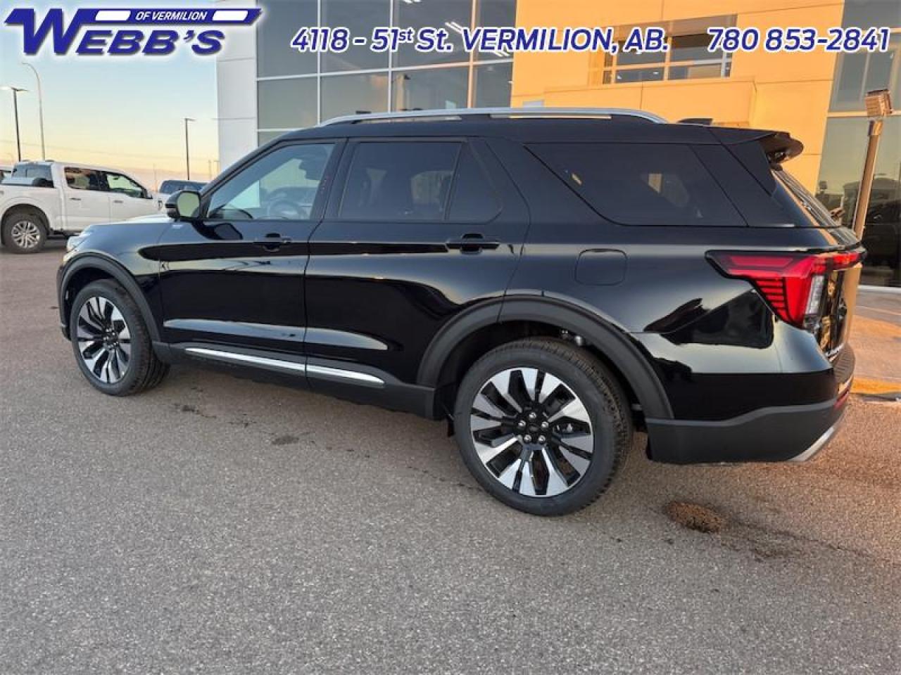 2026 Ford Explorer Platinum Photo3