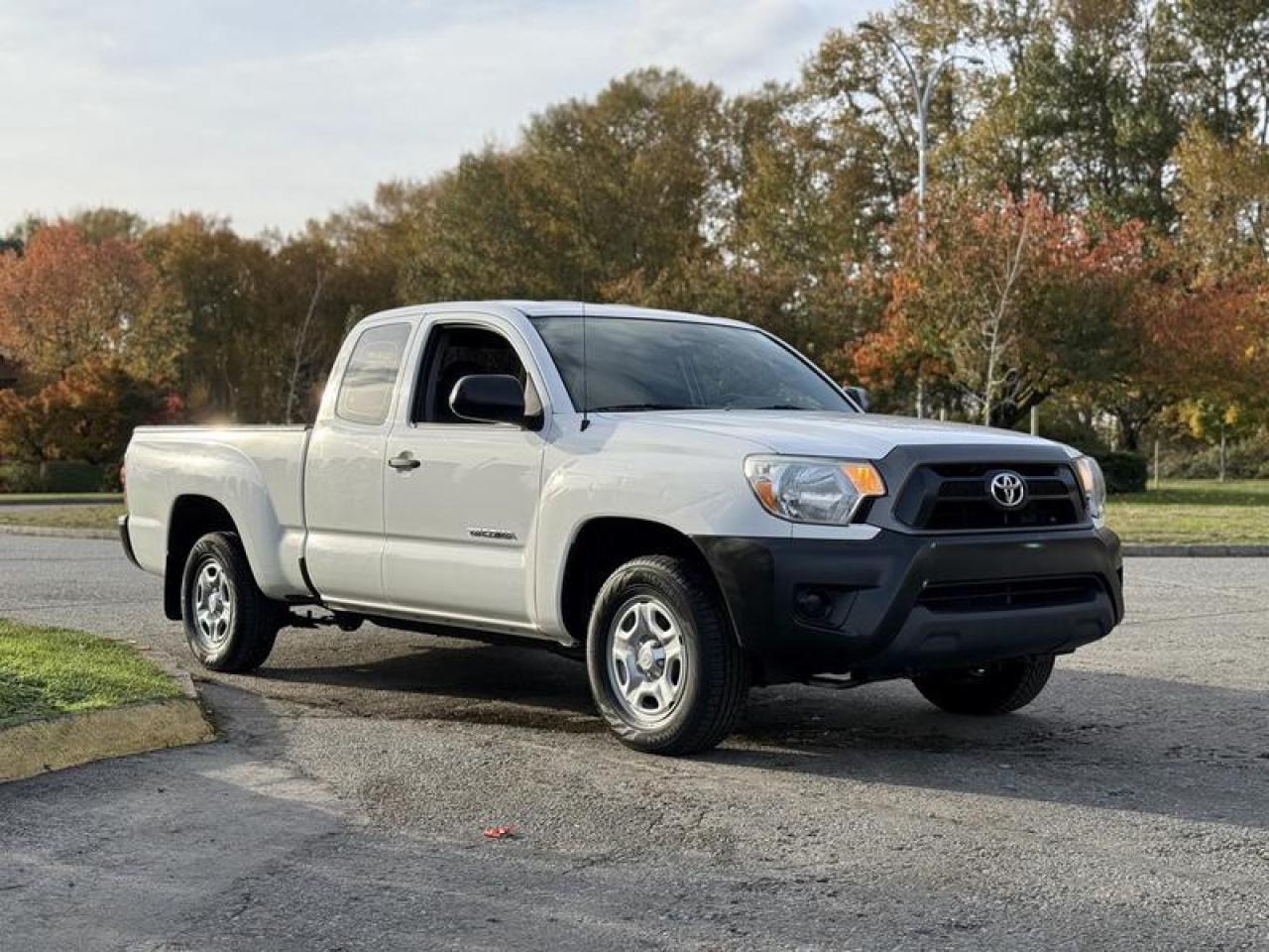 Used 2013 Toyota Tacoma Access Cab 2WD Pickup Truck with Power Options for sale in Burnaby, BC