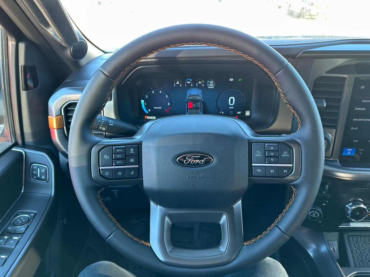 2025 Ford F-150 Tremor 4WD SuperCrew 5.5' Box Photo5