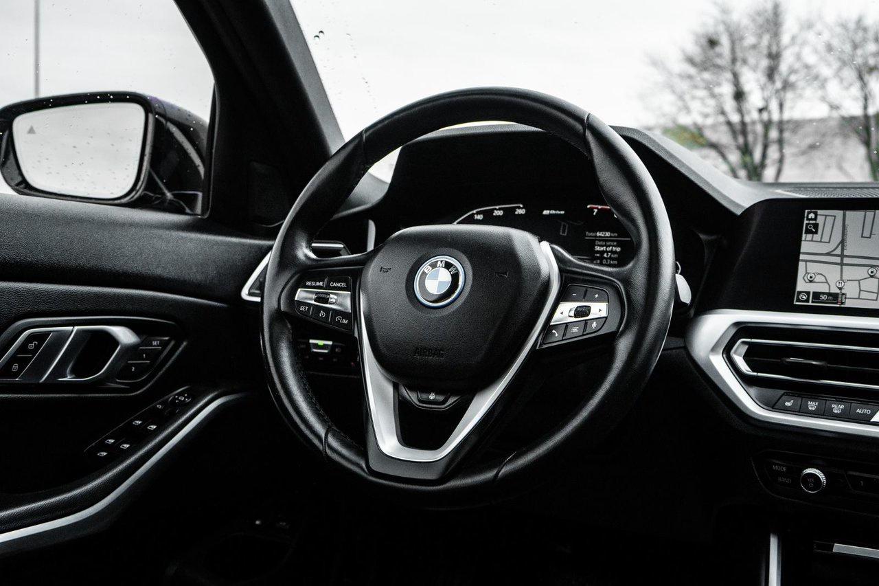 2022 BMW 3 Series 330e xDrive Photo