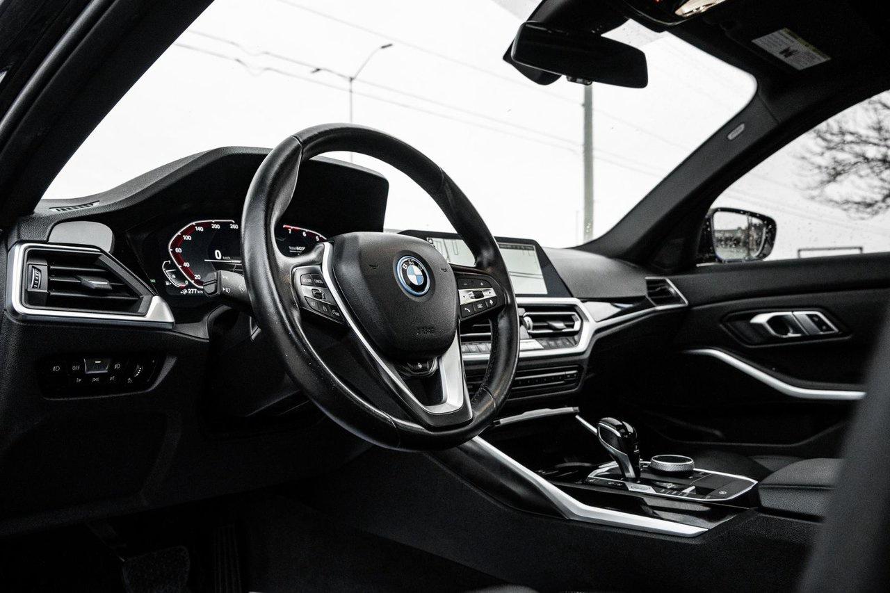 2022 BMW 3 Series 330e xDrive Photo