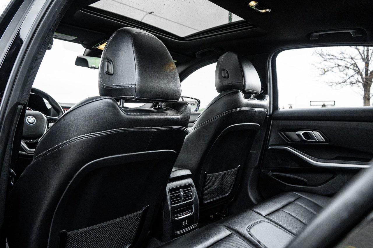 2022 BMW 3 Series 330e xDrive Photo