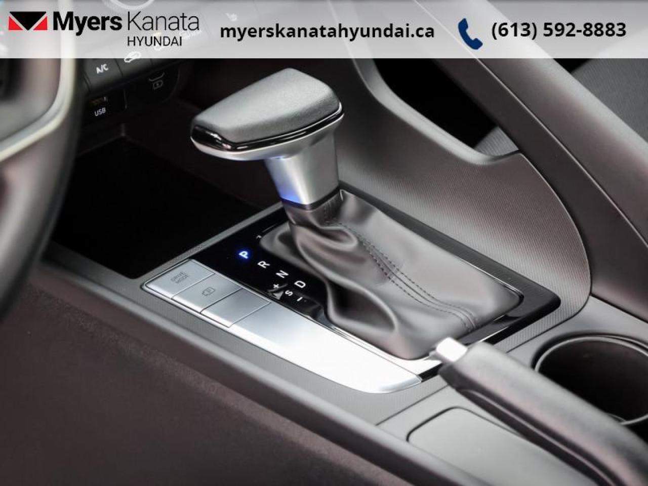 2025 Hyundai Elantra Essential   - Heated Seats Photo
