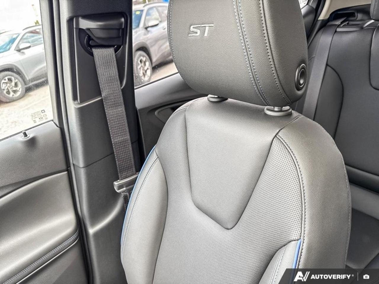 2026 Buick Encore GX Sport Touring Photo