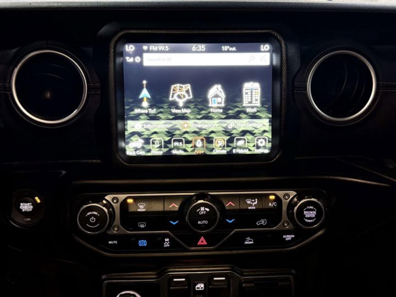 2021 Jeep Wrangler 4xe Unlimited Sahara - Photo #28