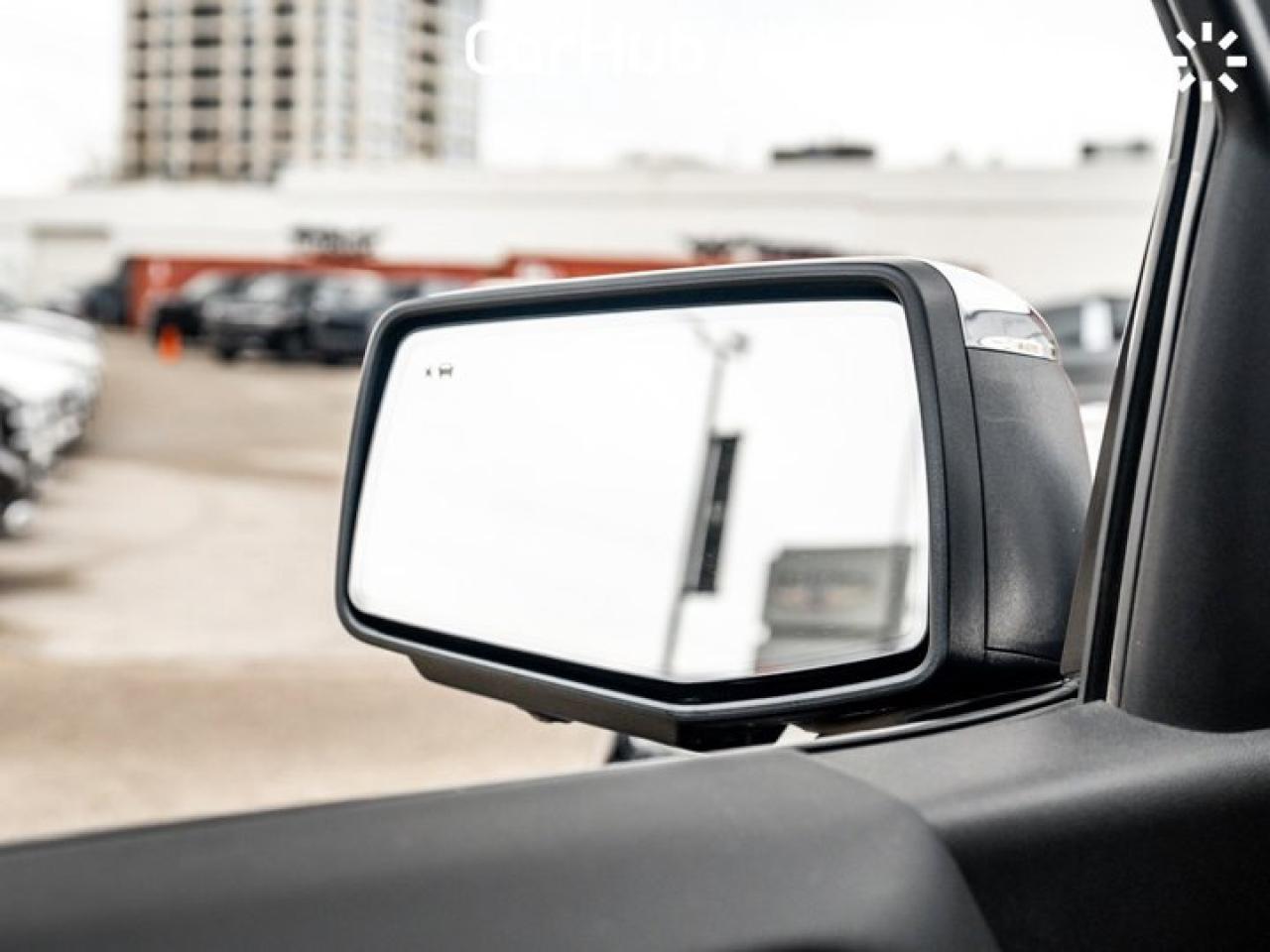 2023 GMC Sierra 1500 Denali 157'' 6.2L V8 Sunroof MultiPro Tailgate Leather Captain Seats Photo