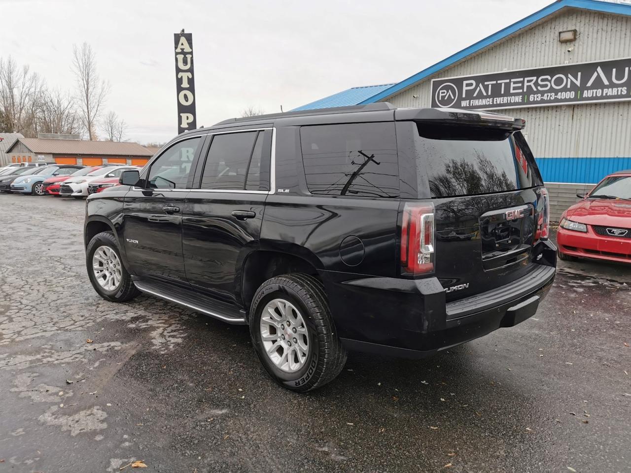 2016 GMC Yukon SLE - Photo #7