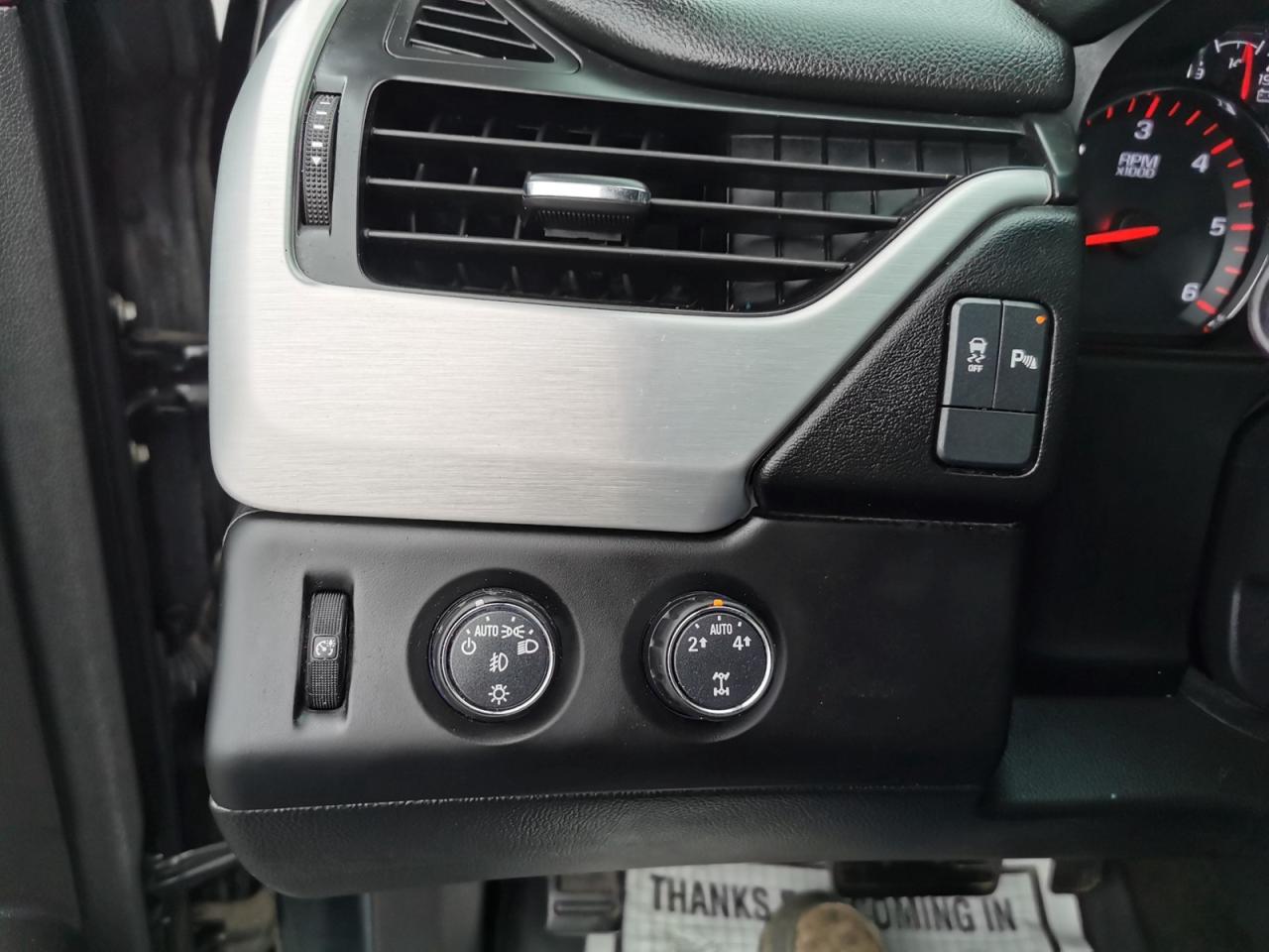 2016 GMC Yukon SLE - Photo #18