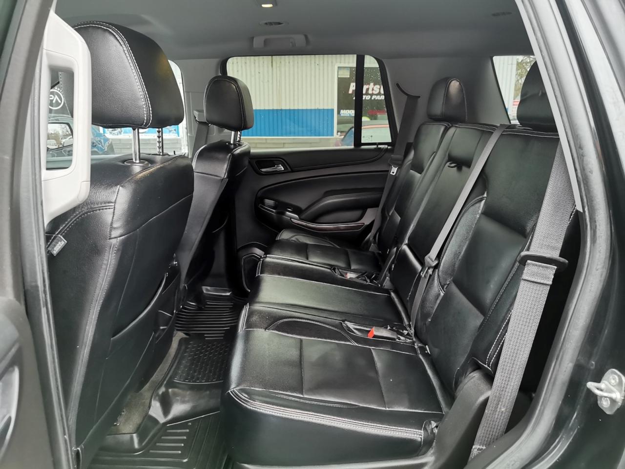 2016 GMC Yukon SLE - Photo #26