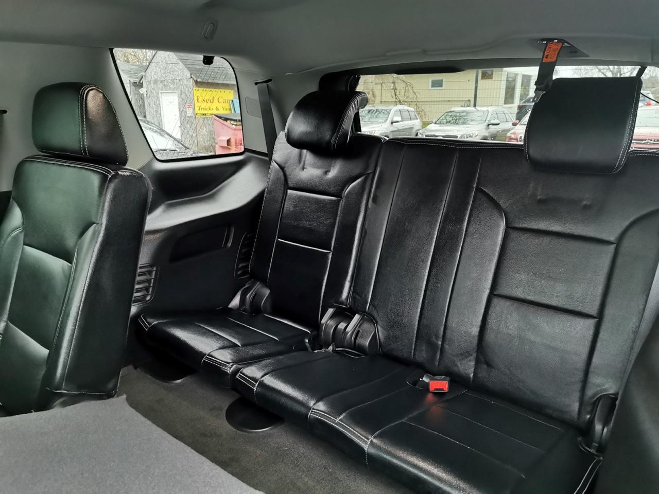 2016 GMC Yukon SLE - Photo #28