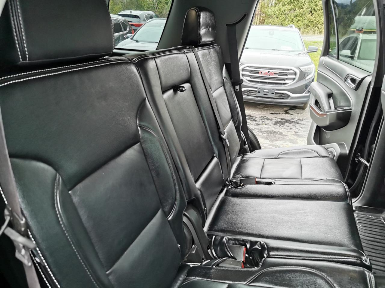 2016 GMC Yukon SLE - Photo #35