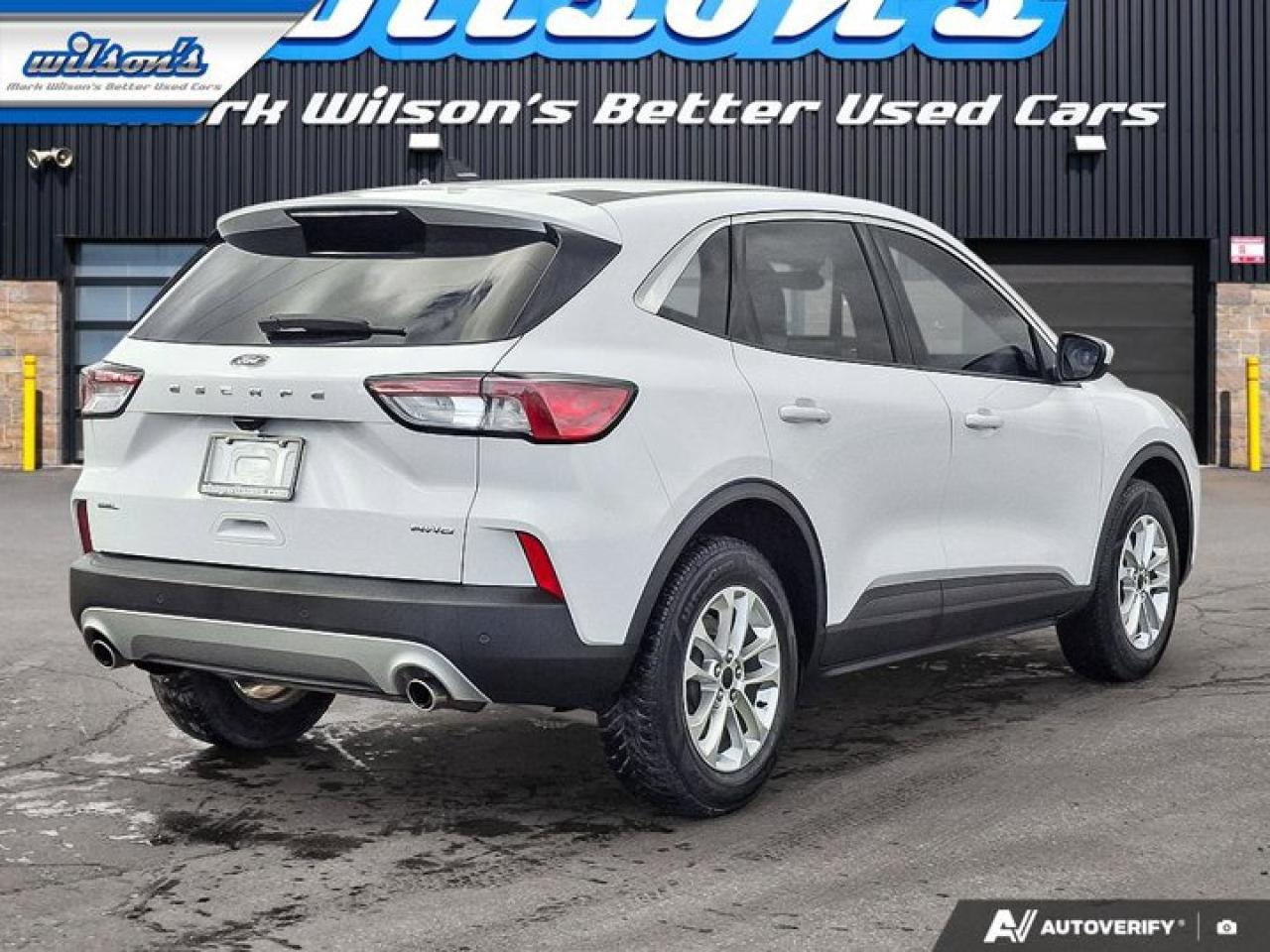 2022 Ford Escape SEL AWD | Leather | Heated Wheel + Seats | Power Seat | CarPlay + Android | Power Liftgate and More! Photo4