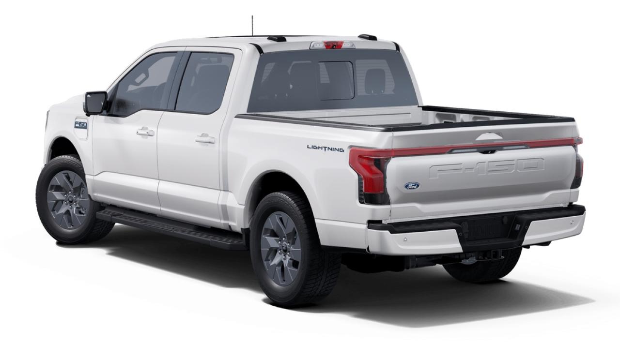2025 Ford F-150 Lightning Lariat Photo
