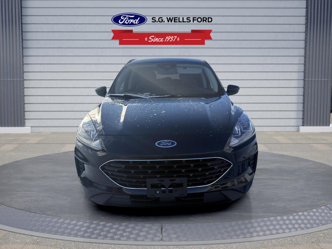 2021 Ford Escape SE Photo