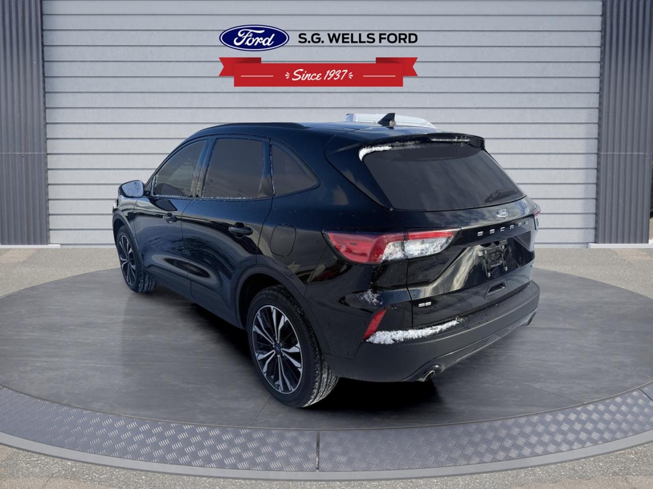 2021 Ford Escape SE Photo